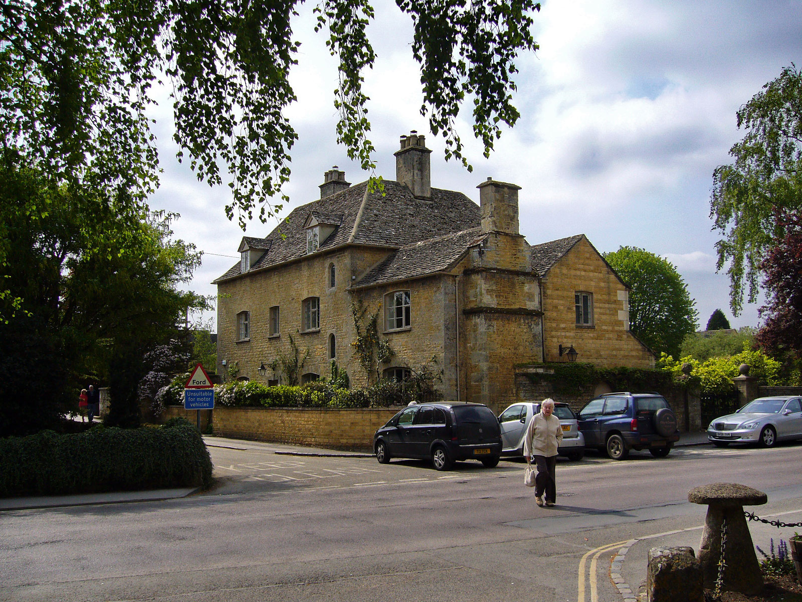 Bourton on the water